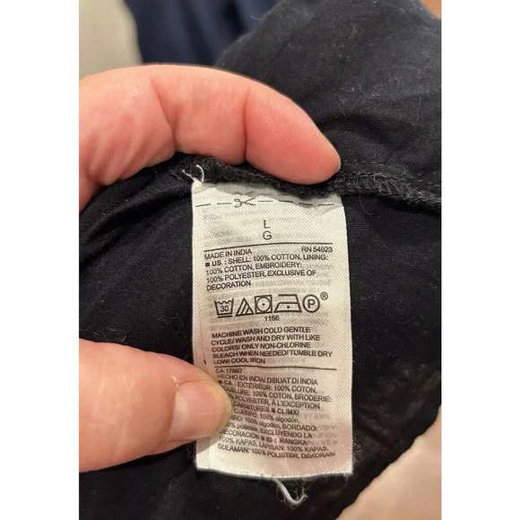 Old‎ navy black heirloom embroidered dress size Small - Picture 8 of 8